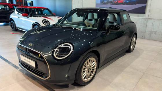 MINI COOPER 49,2 KW ELÉTRICO 2P SE MINI COOPER 49,2 KW ELÉTRICO 2P SE